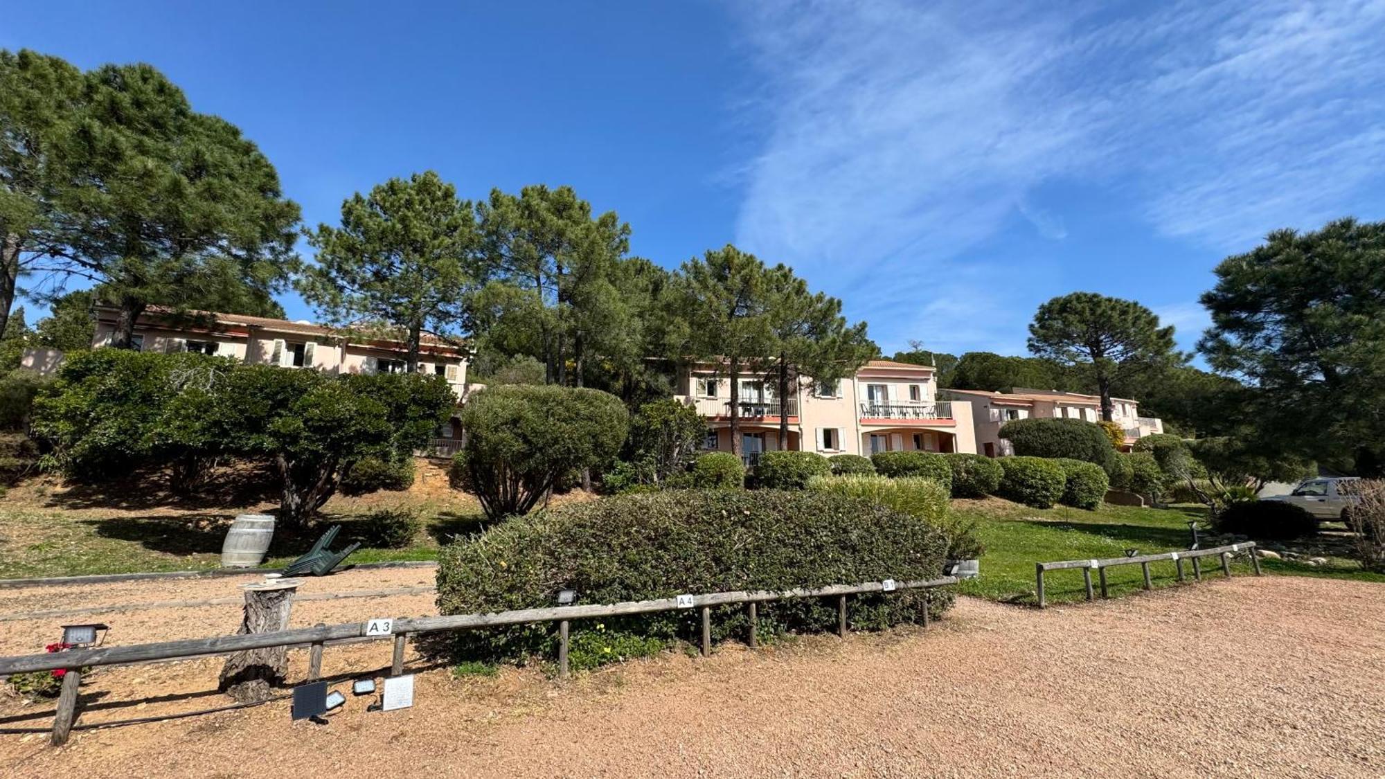 Residence Le Telemaque Conca Exterior photo